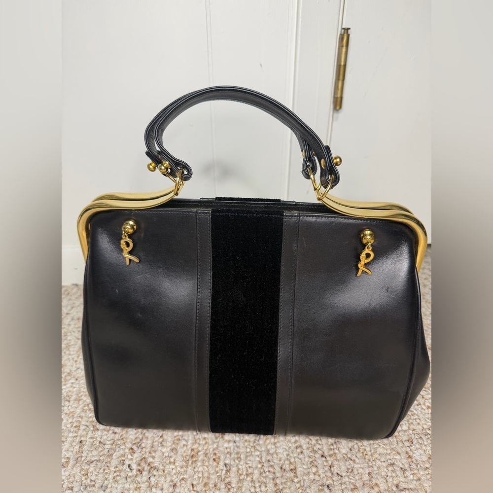 Roberta Di Camerino Black Velvet and leather Gold Satchel Authentic - Picture 3 of 10